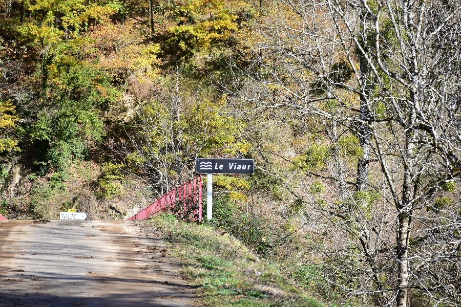 Le Viaur au Pont de la Roque (lâchers de truites)