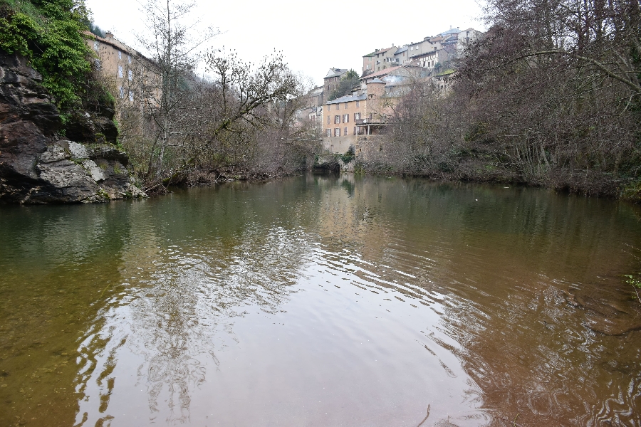 Le Rance à la base de loisirs de Saint-Sernin-sur-Rance