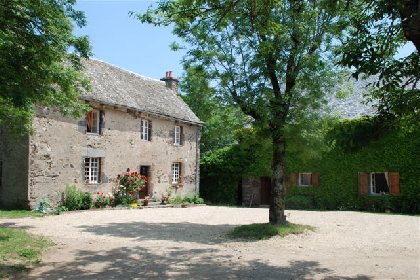 Christian Conquet - La Ferme de Vernholes Chambre d'hôtes, OFFICE DE TOURISME DE LAGUIOLE