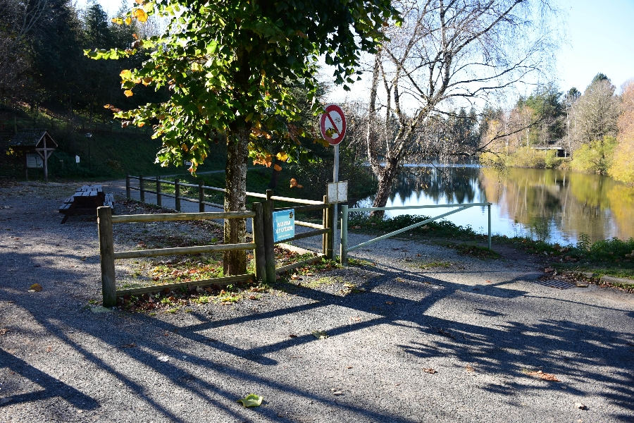 Plan d'eau de la Calquière à Rieupeyroux (lâchers de truites- payant)