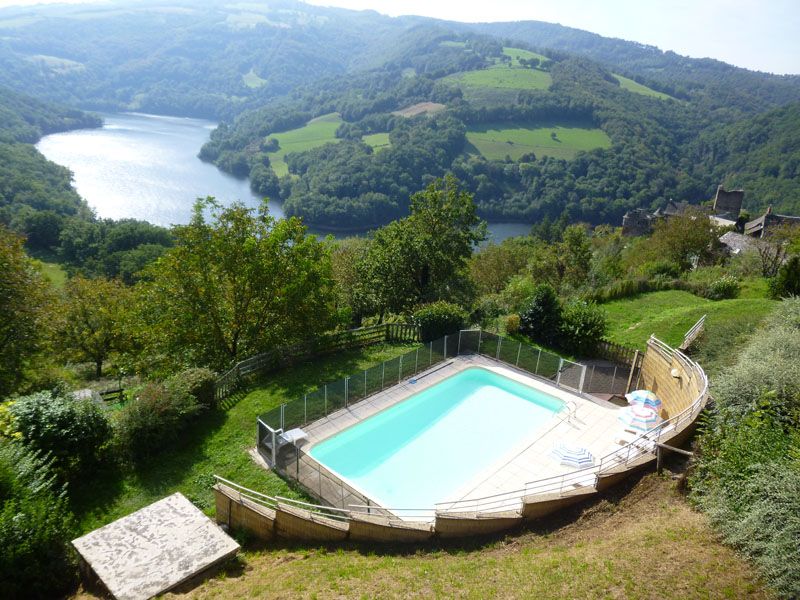 Gîte Lou Calat (groupes)  France Occitanie Aveyron Castelnau-de-Mandailles 12500