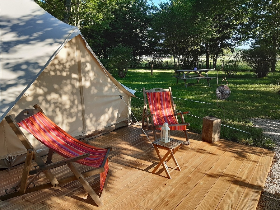 Tentes safari et Tiny House à l'Etang du Camp