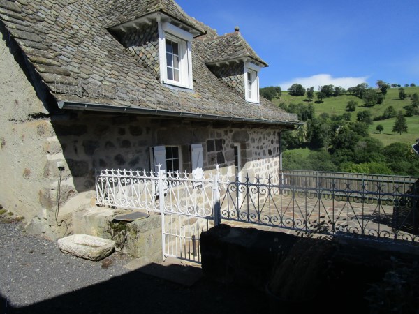 Gîte de Brommes  France Occitanie Aveyron Mur-de-Barrez 12600