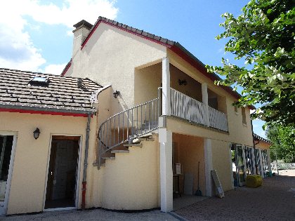Le Hissez Haut - bâtisse, OFFICE DE TOURISME DE PARELOUP LEVEZOU