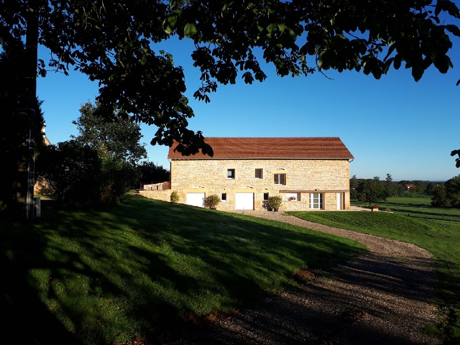 La Grange de Nespes : Les Sauges  France Occitanie Aveyron Vailhourles 12200