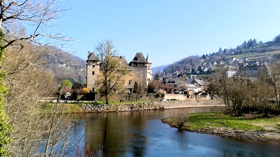 L'Oustalou  France Occitanie Aveyron Entraygues-sur-Truyère 12140