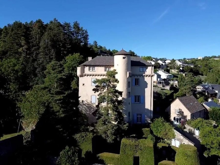 Château de St-Léons (groupes), OFFICE DE TOURISME DE PARELOUP LEVEZOU