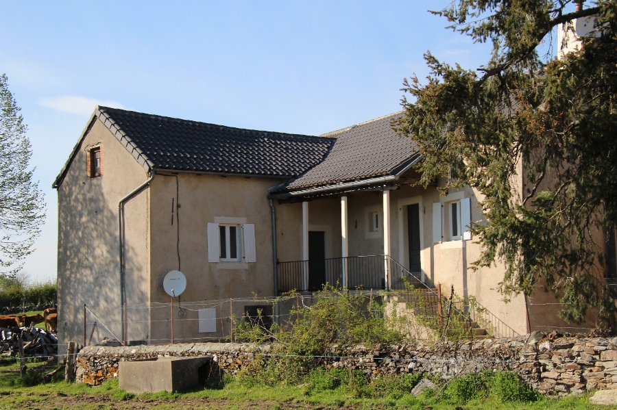 Gîte Le Cayrou  France Occitanie Aveyron Saint-Just-sur-Viaur 12800