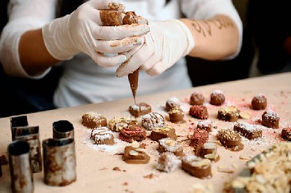 Patisserie Azaïs, OFFICE DE TOURISME DU PAYS DE ROQUEFORT ET DU ST-AFFRICAIN