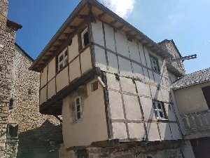 Visites et animations de la Maison de Jeanne l'une des plus anciennes maisons de l'Aveyron