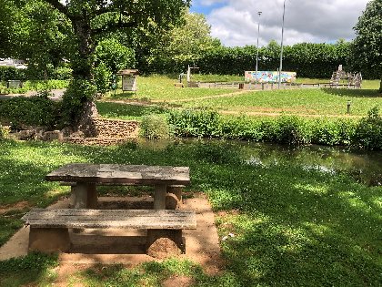Aire de pique-nique du Parc de La Peyrade, OFFICE DE TOURISME DU PAYS RIGNACOIS