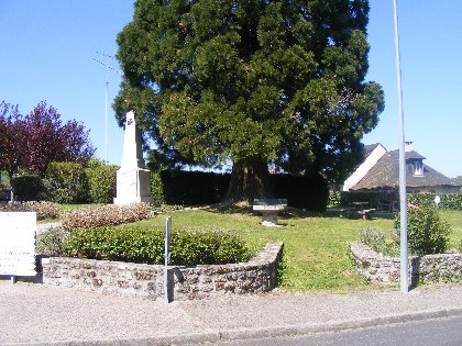 Aire de pique-nique de Montézic, OFFICE DE TOURISME CANTONAL DE SAINT AMANS DES COTS