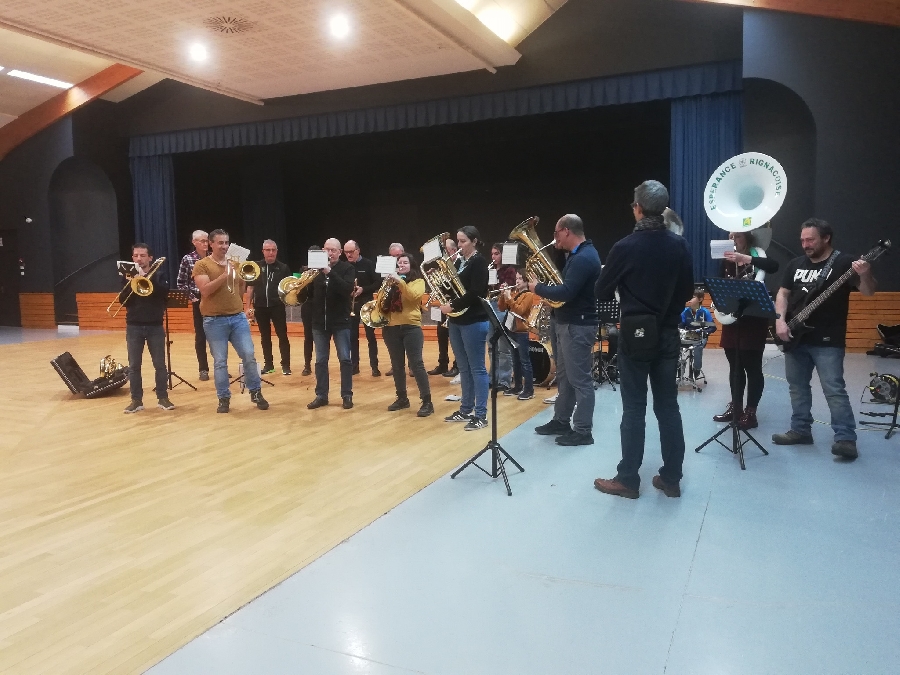 Concert de l'Espérance Rignacoise avec la formation Orchestre Batterie Fanfare