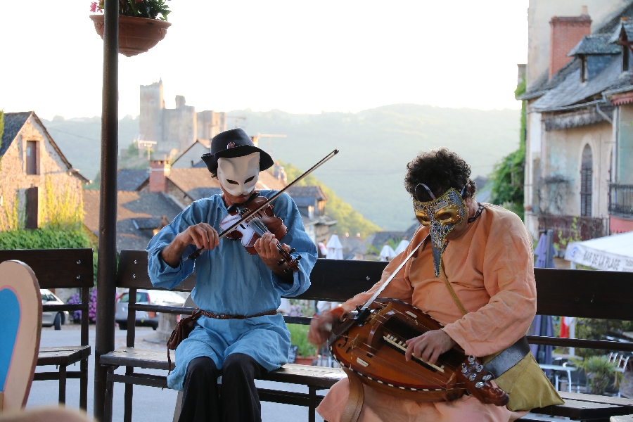 Visite nocturne de Najac accompagnée de musiciens  France Occitanie Aveyron Najac 12270