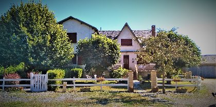 Aux deux Marronniers, OFFICE DE TOURISME DU REQUISTANAIS