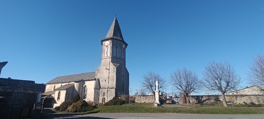 EGLISE St Amans de Salmiech