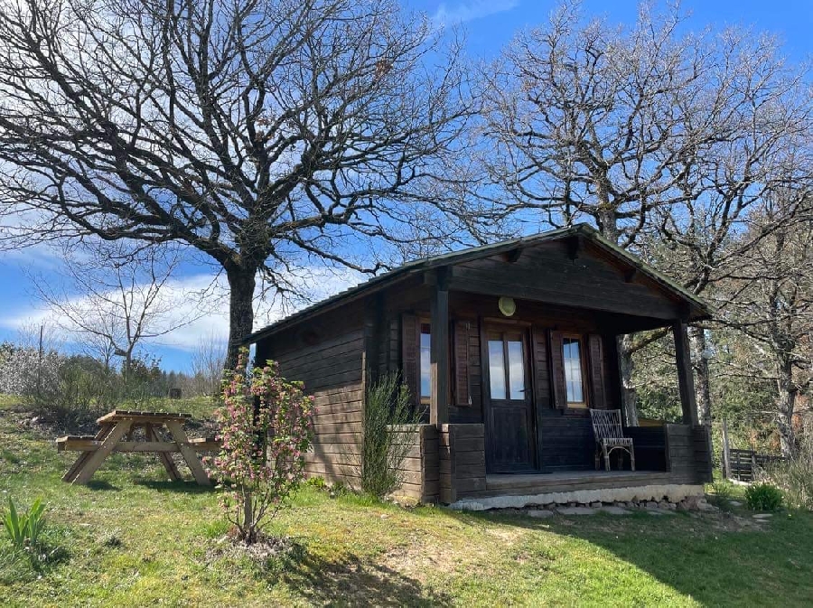 Les 3 Chalets du Parc animalier Le Saint Hubert