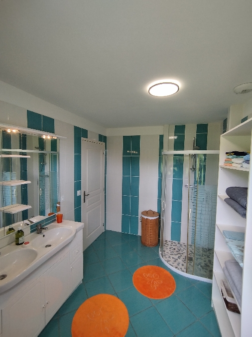 , macaine.vincent@gmail.com