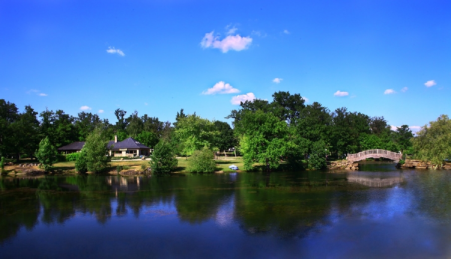 Aire de service au camping Etang du Camp