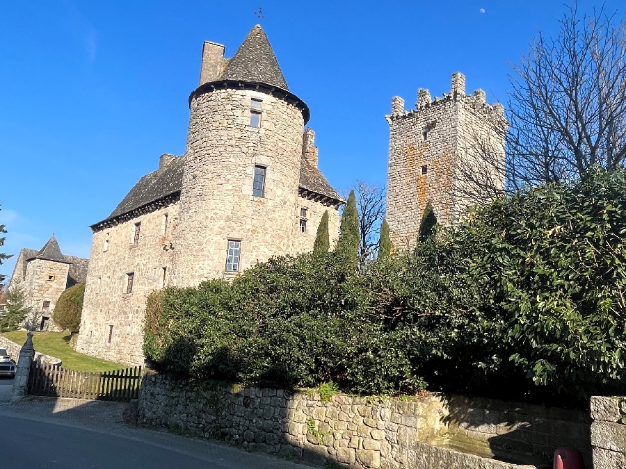 Visite Tour du château de Sénergues