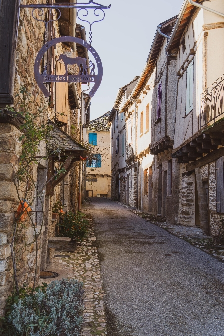 Le Ségala à vélo : entre bastide et sauveté